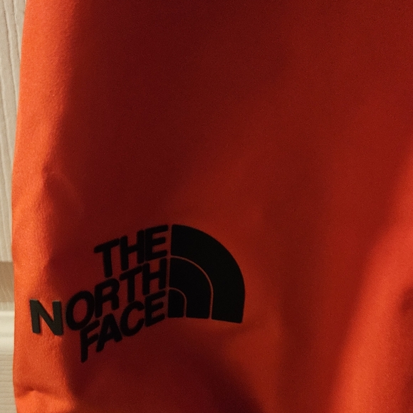 The North Face Women’s Descendit Pants: FIERY RED: NEW WITH TAGS: SIZE M - Picture 3 of 9